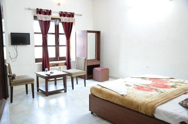 Hotel Sohan Deep